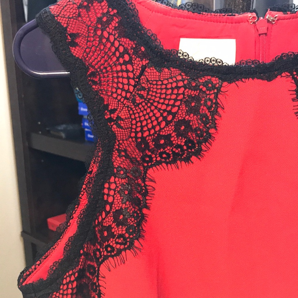 Donna Morgan red dress with black lace details. - Picture 2 of 7
